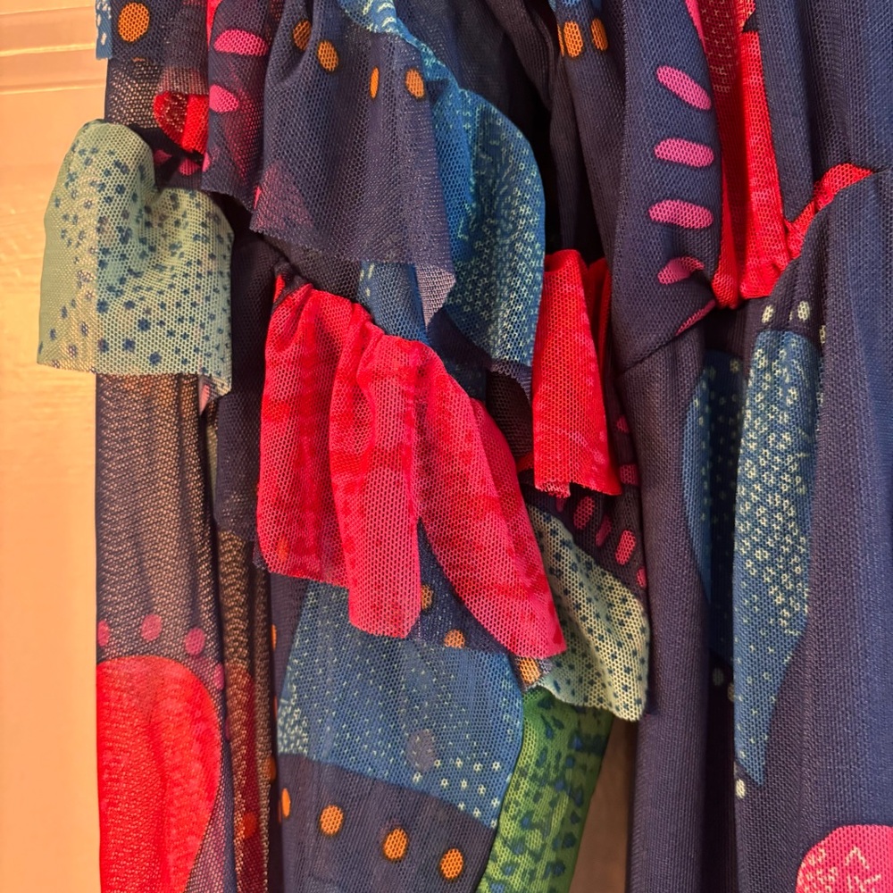 Antthony Mesh Multicolor Long Sleeve Dress in Hearts and Crown Print - Picture 11 of 15